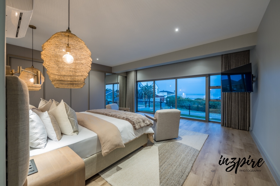 4 Bedroom Property for Sale in Glentana Western Cape